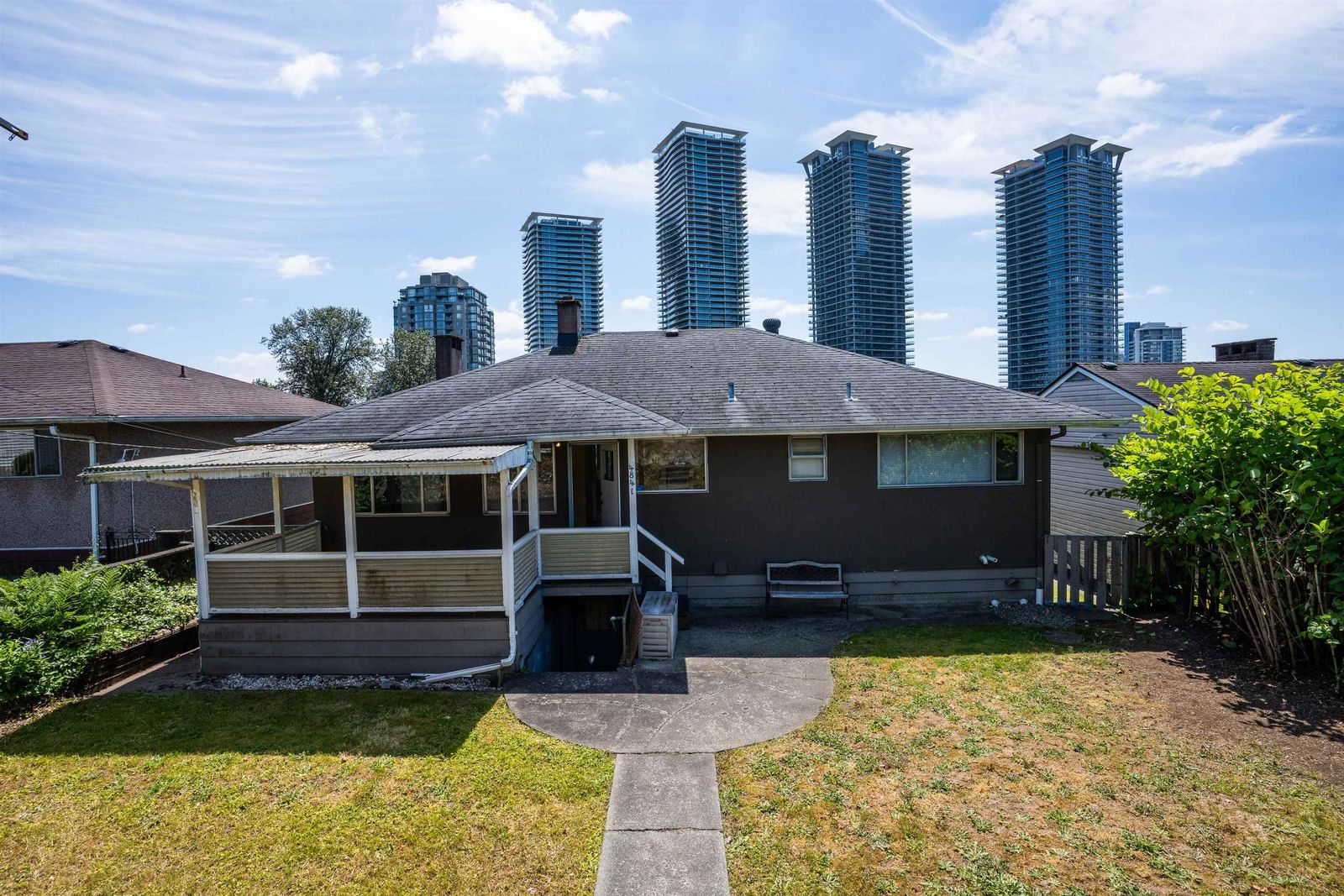 Listing Image 19