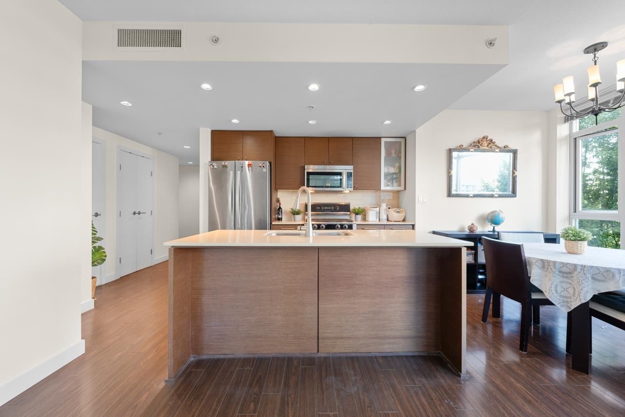 Listing Image 9