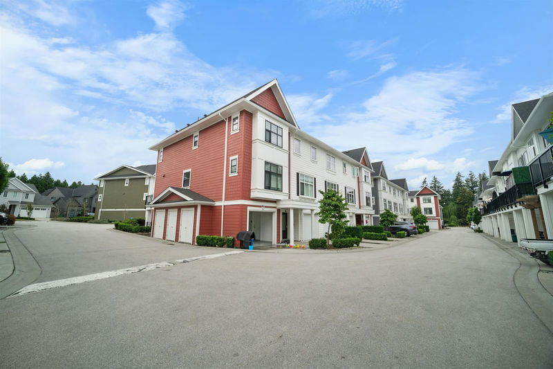 27735 Roundhouse Drive #113, Abbotsford, British Columbia (MLS R2913471)