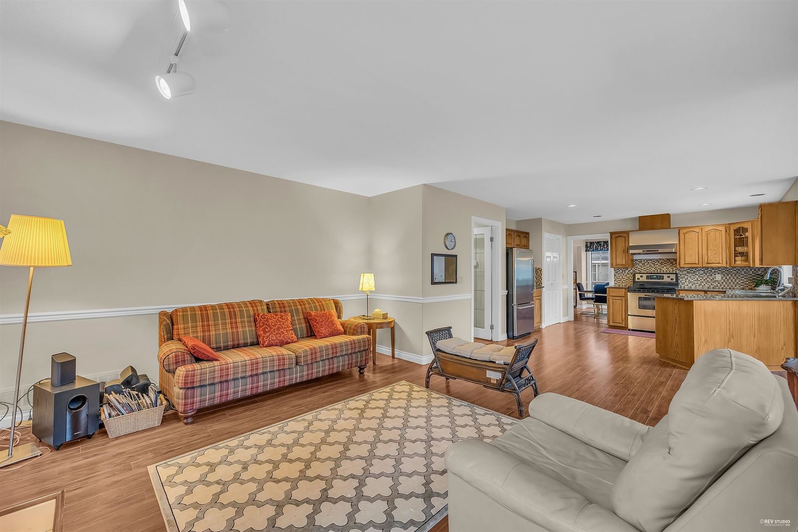 Listing Image 19