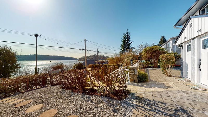 527/531 Marine Drive, Gibsons, British Columbia (MLS R2914036)