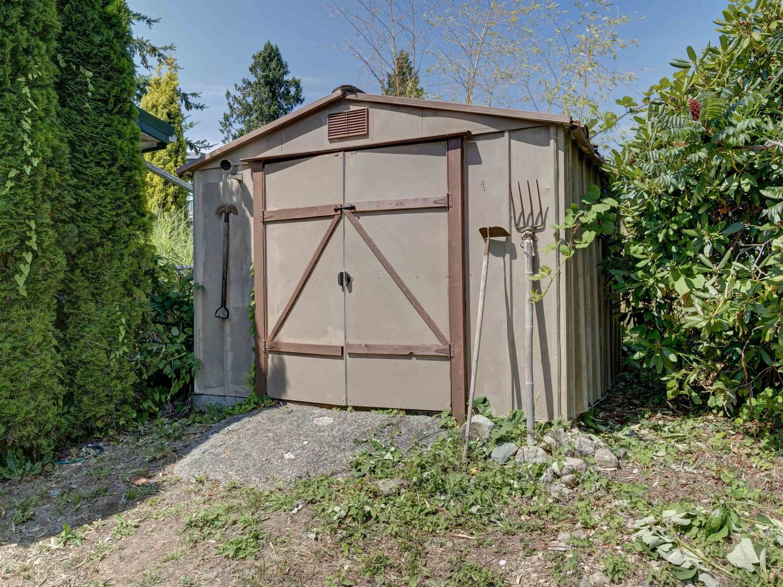 Listing Image 10