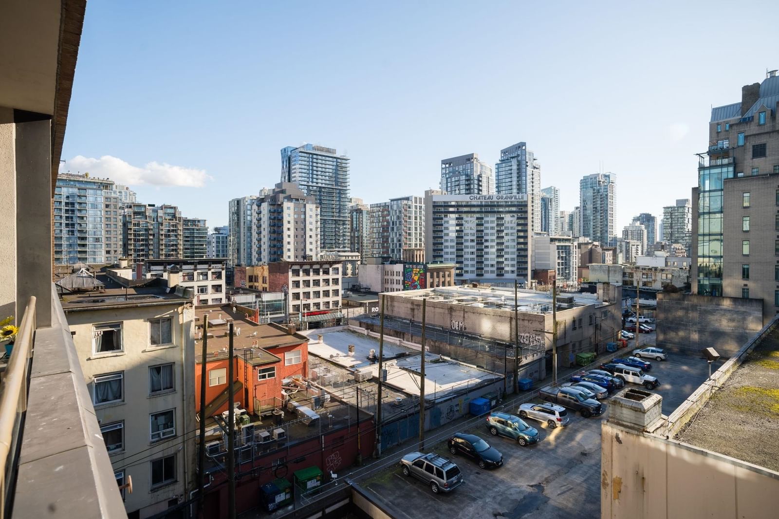 Listing Image 10