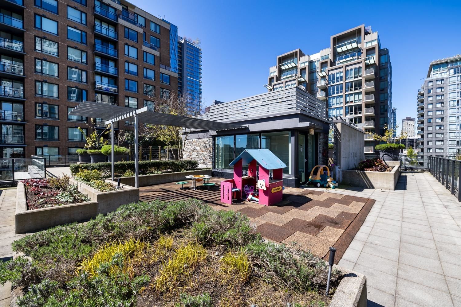 Listing Image 32