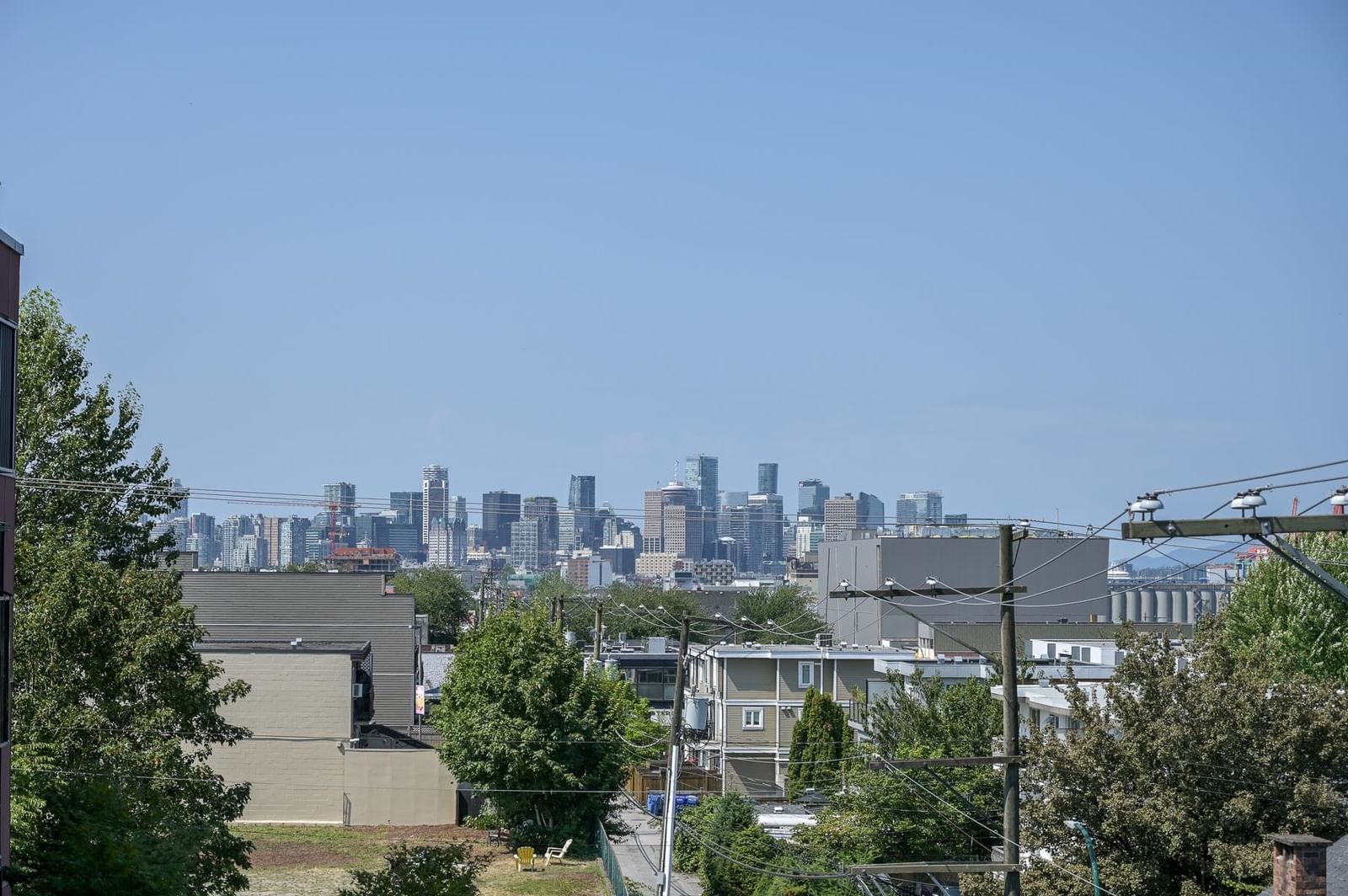 Listing Image 8