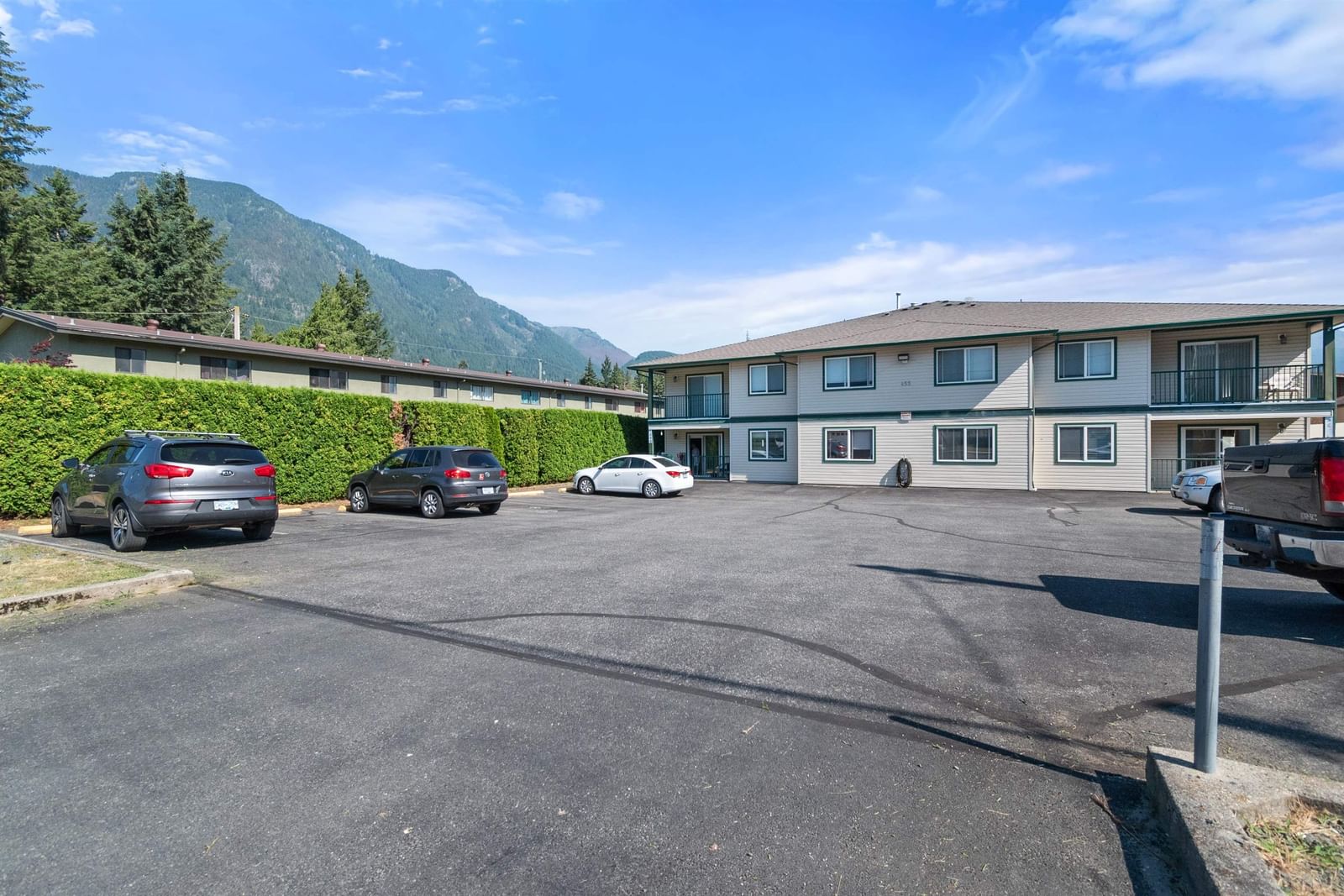 Listing Image 25