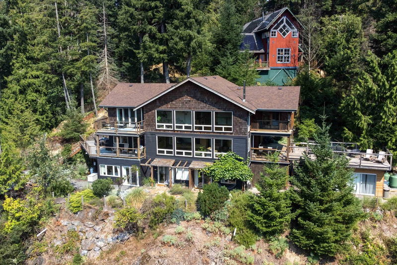 1380 Fernie Road, Bowen Island, British Columbia (MLS R2914251)