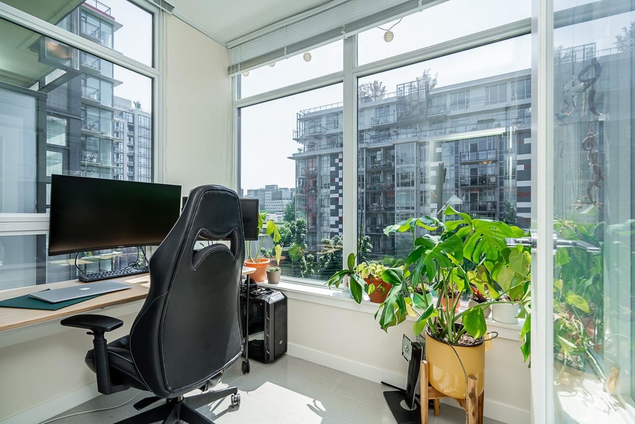 Listing Image 10