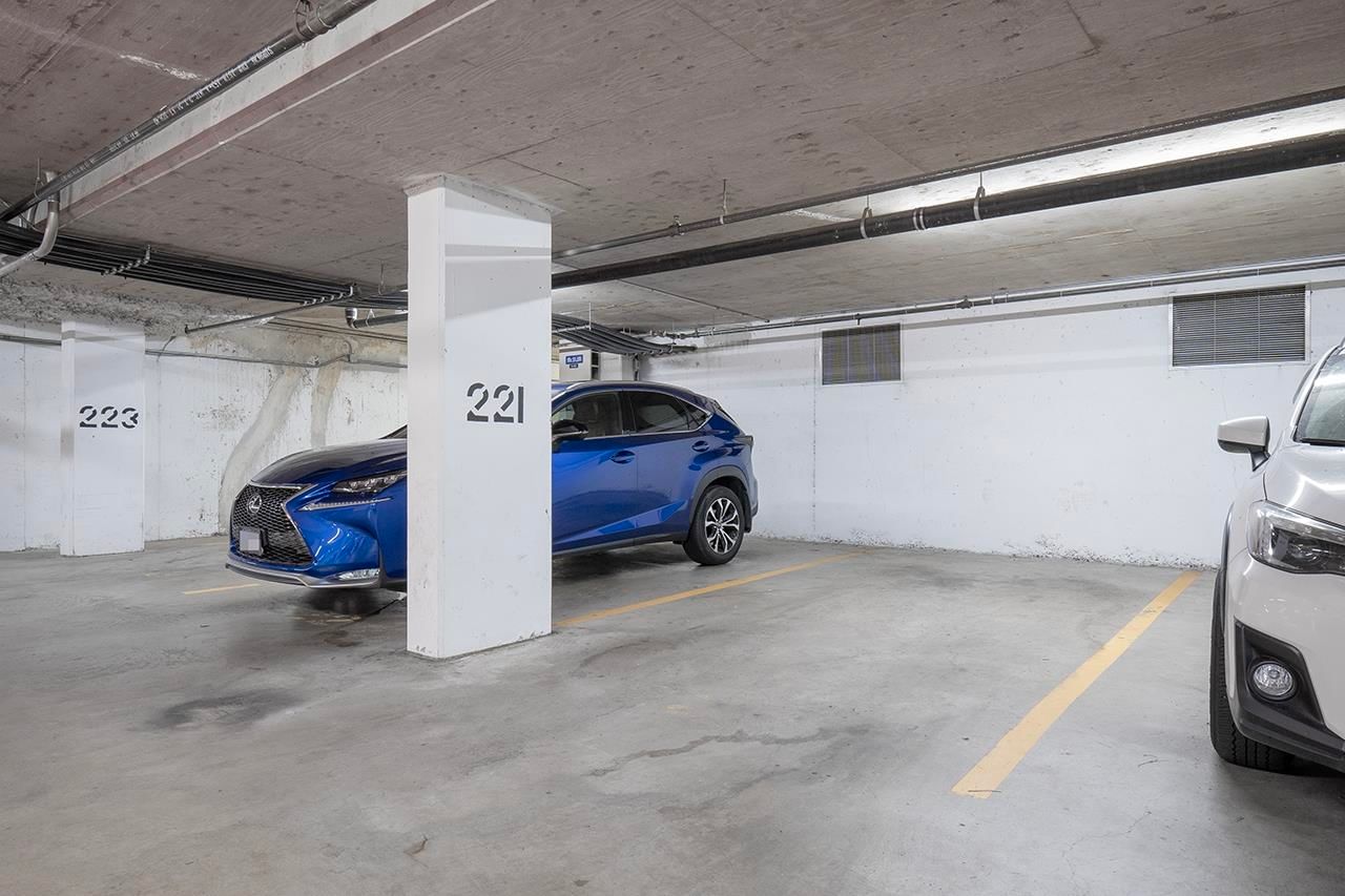 Listing Image 18