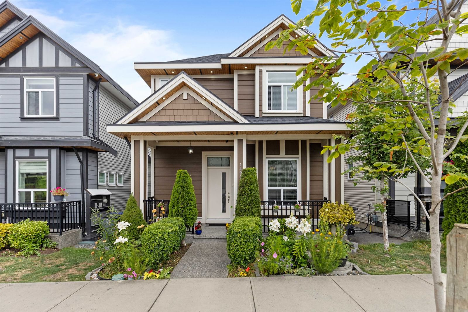 Listing Image 1