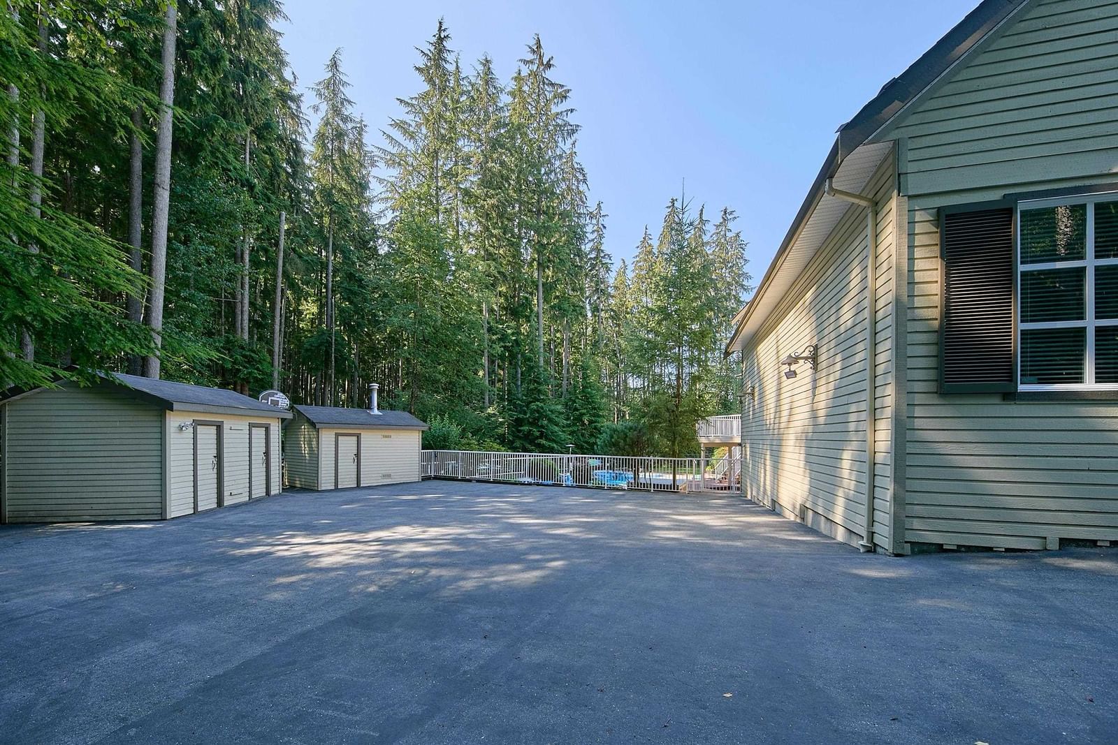Listing Image 37