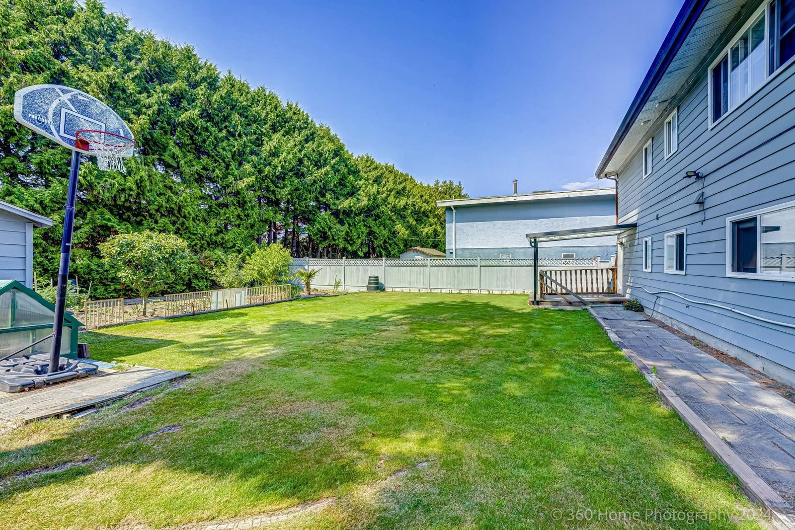 Listing Image 20