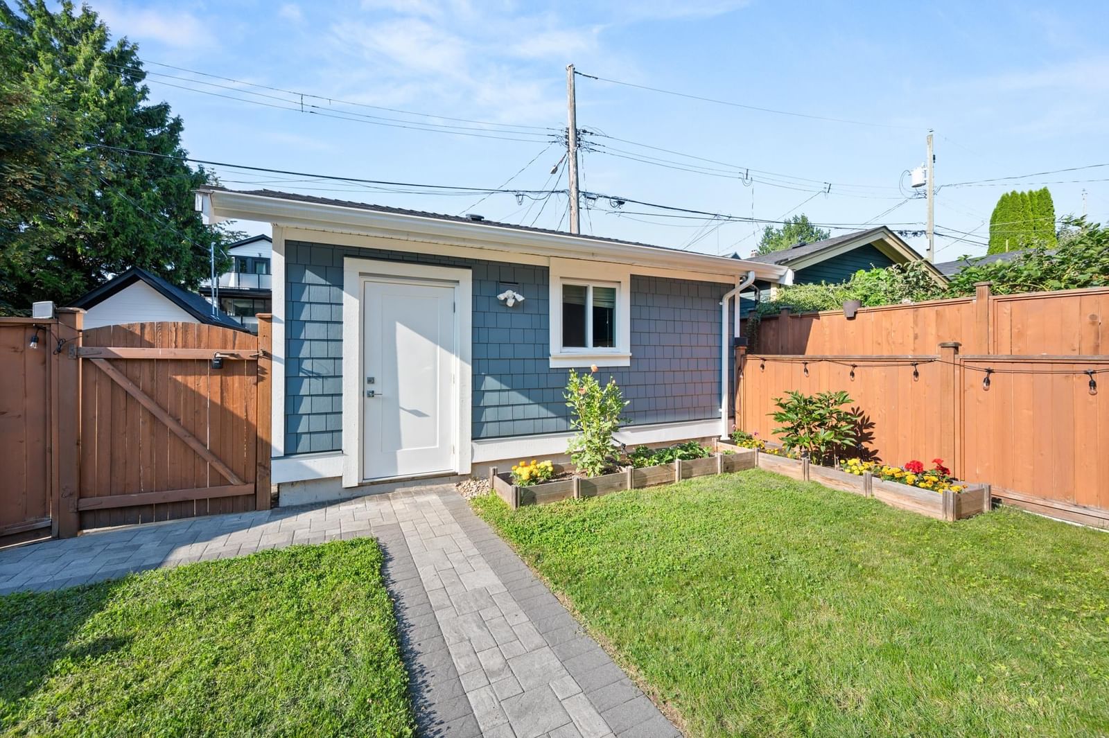Listing Image 21