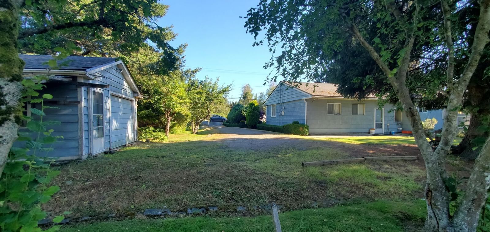 Listing Image 11