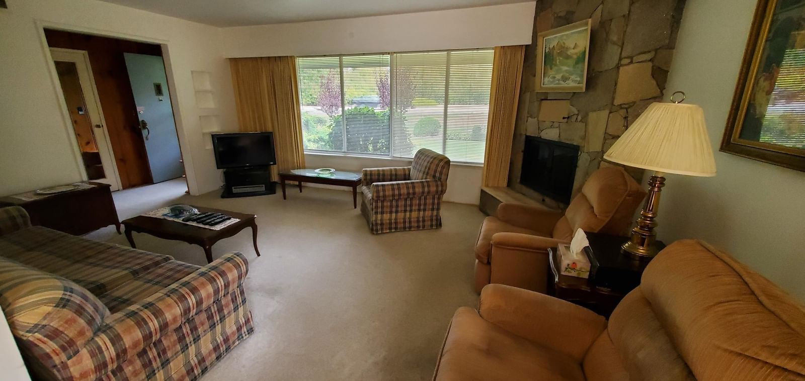 Listing Image 16