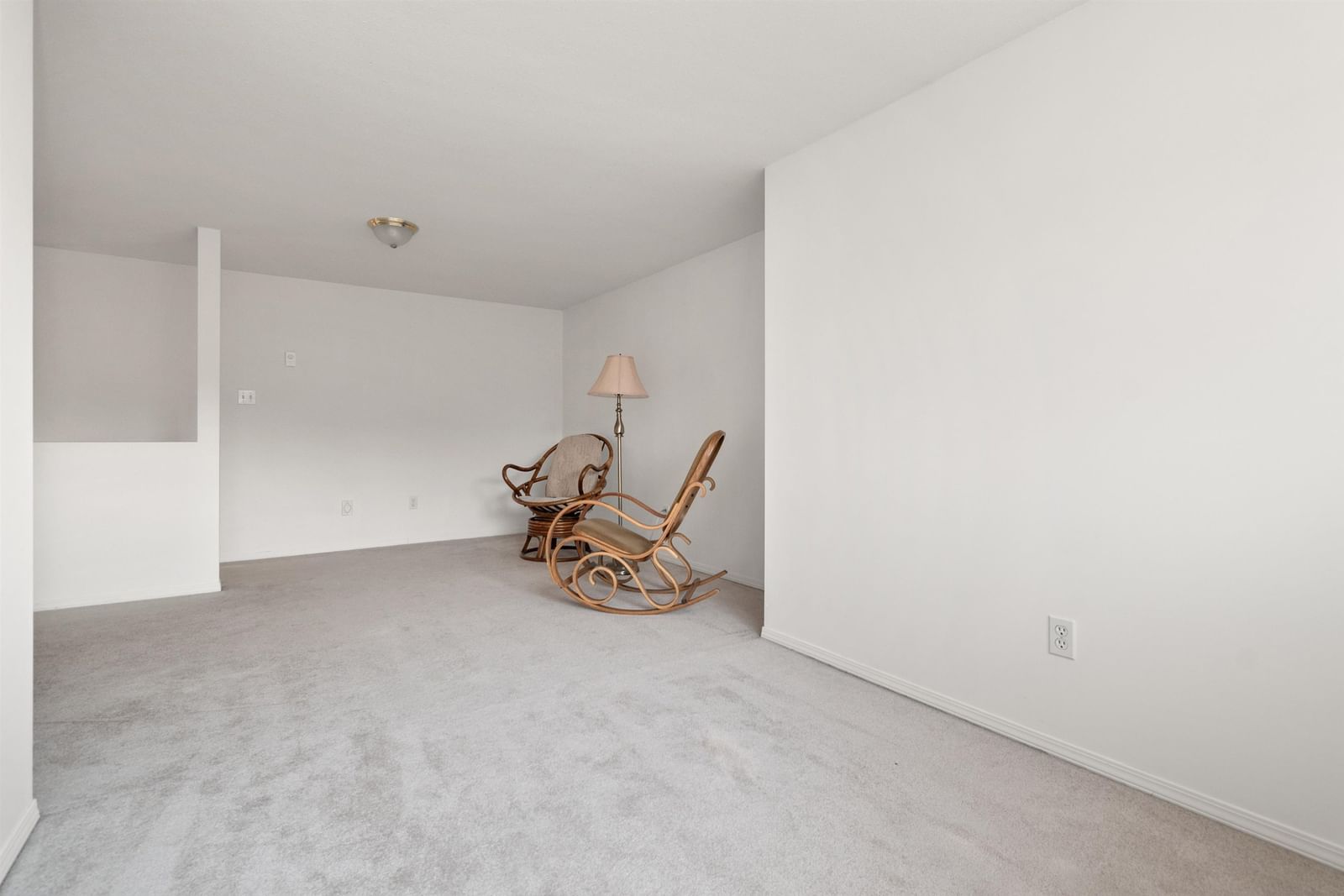Listing Image 24