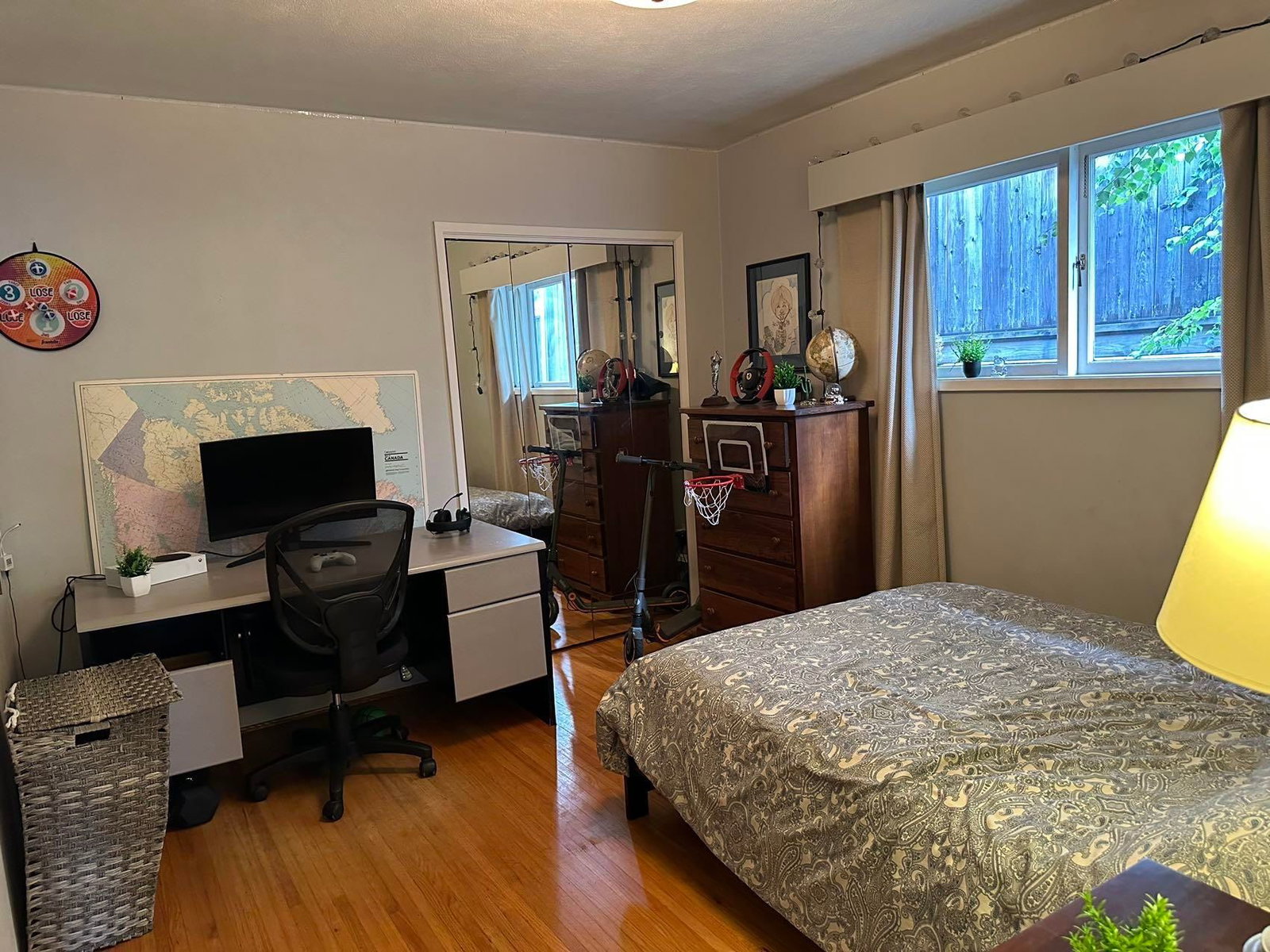 Listing Image 10