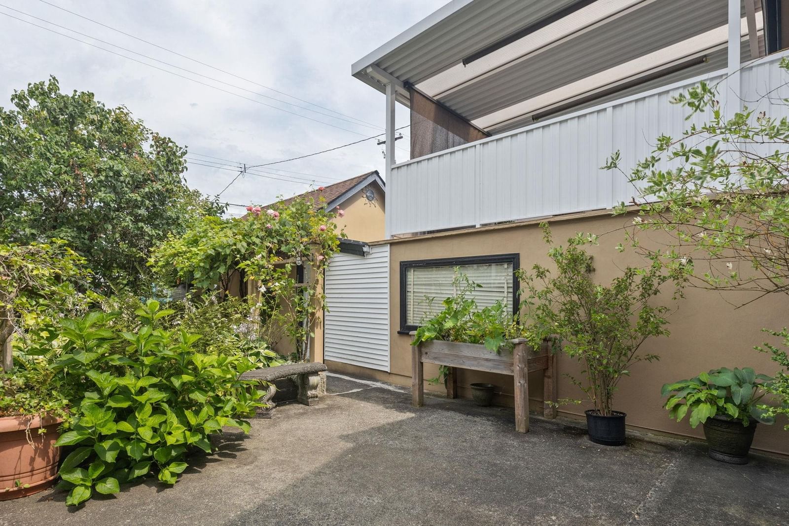 Listing Image 21