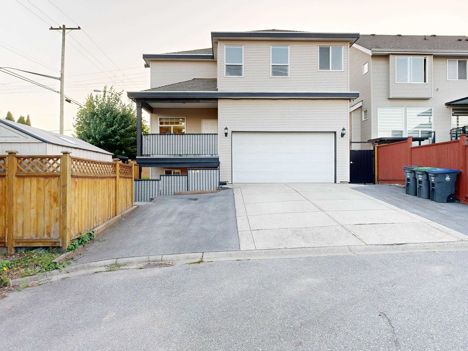 Listing Image 10