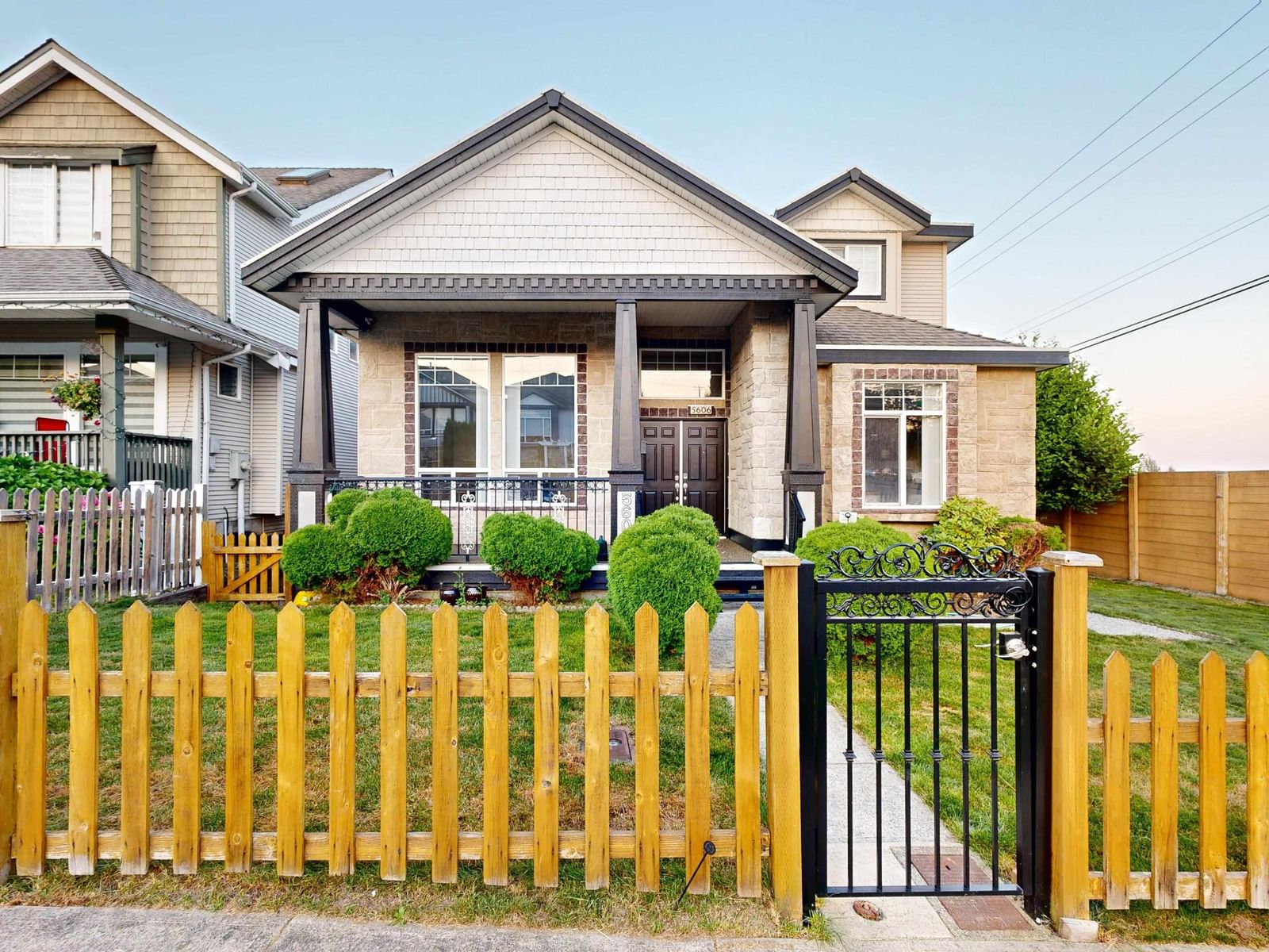 Listing Image 11