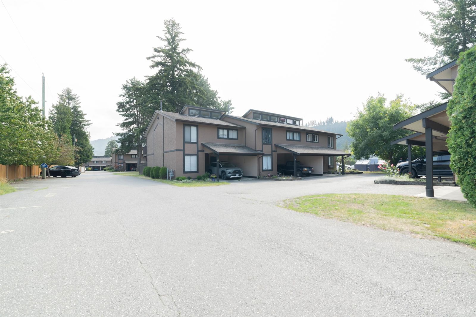 Listing Image 24