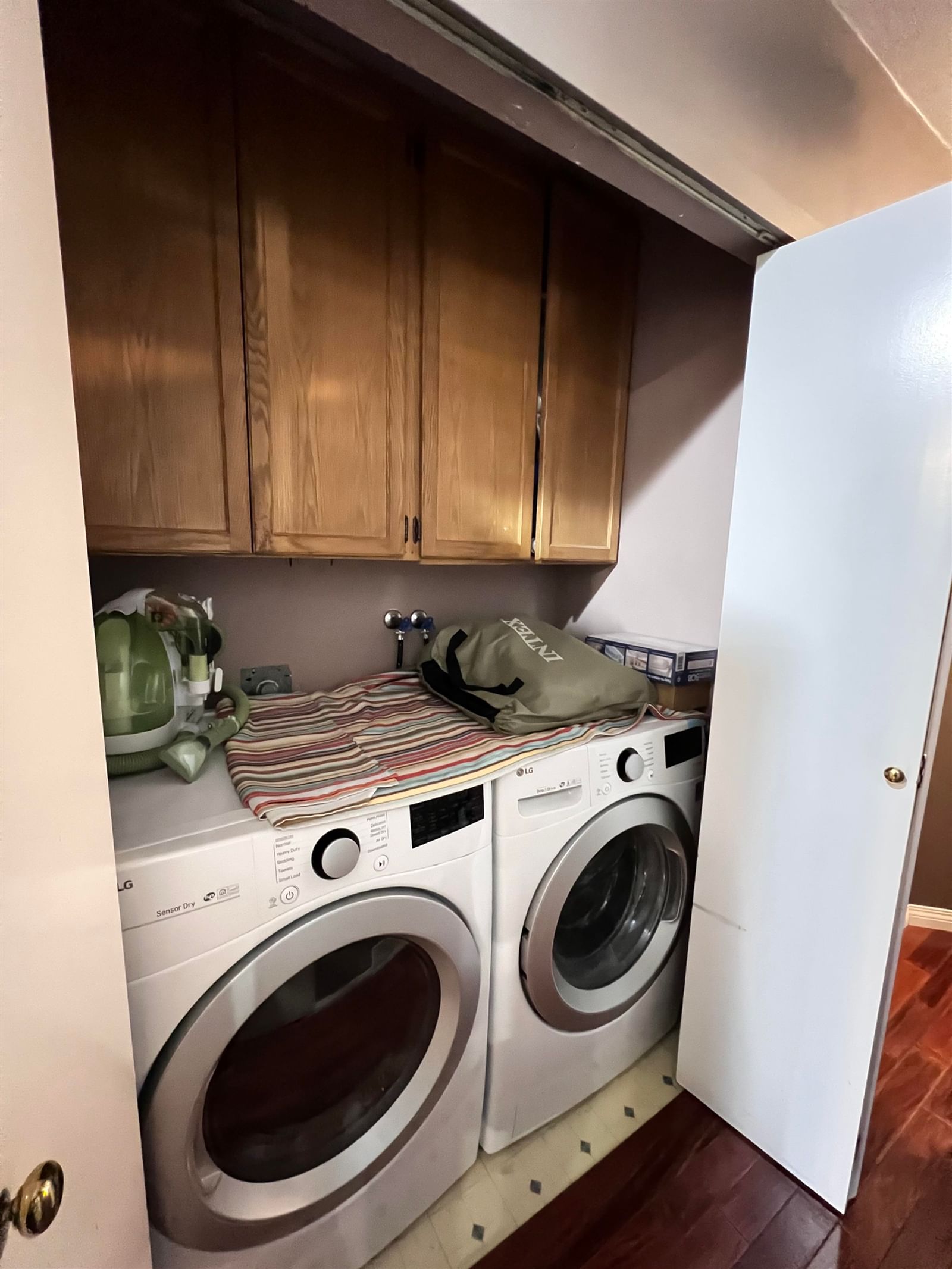 Listing Image 21