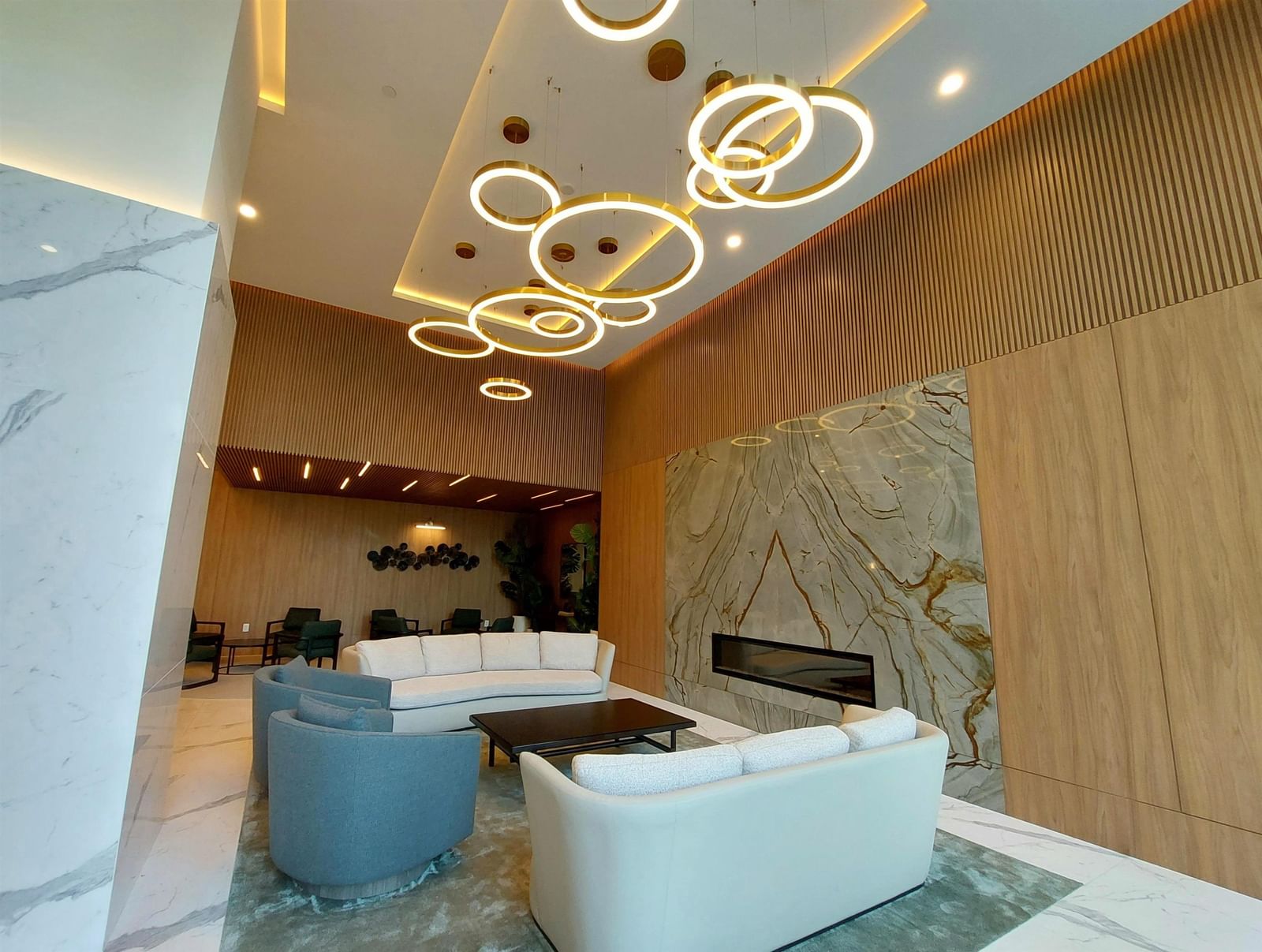 Listing Image 18