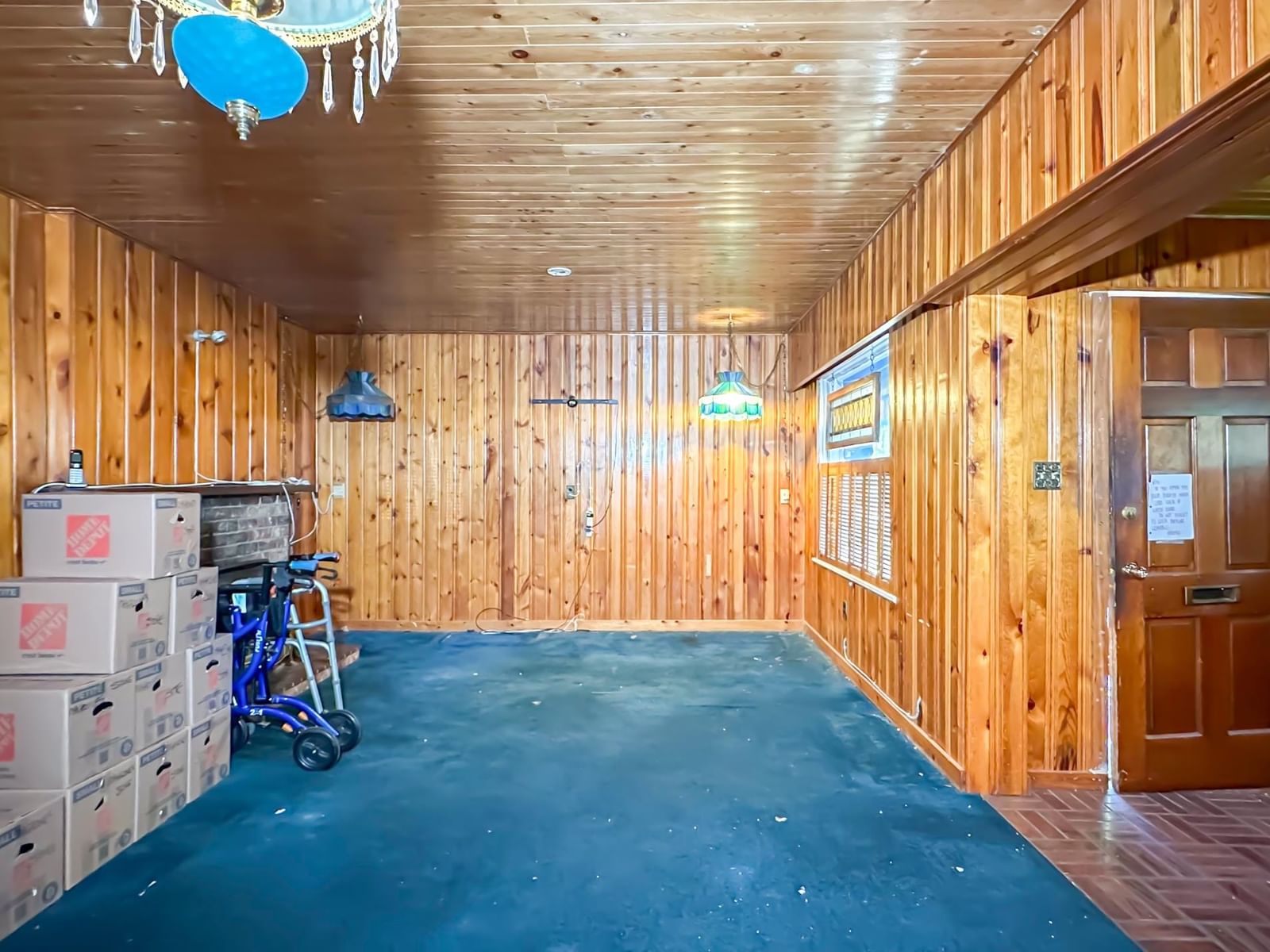 Listing Image 9