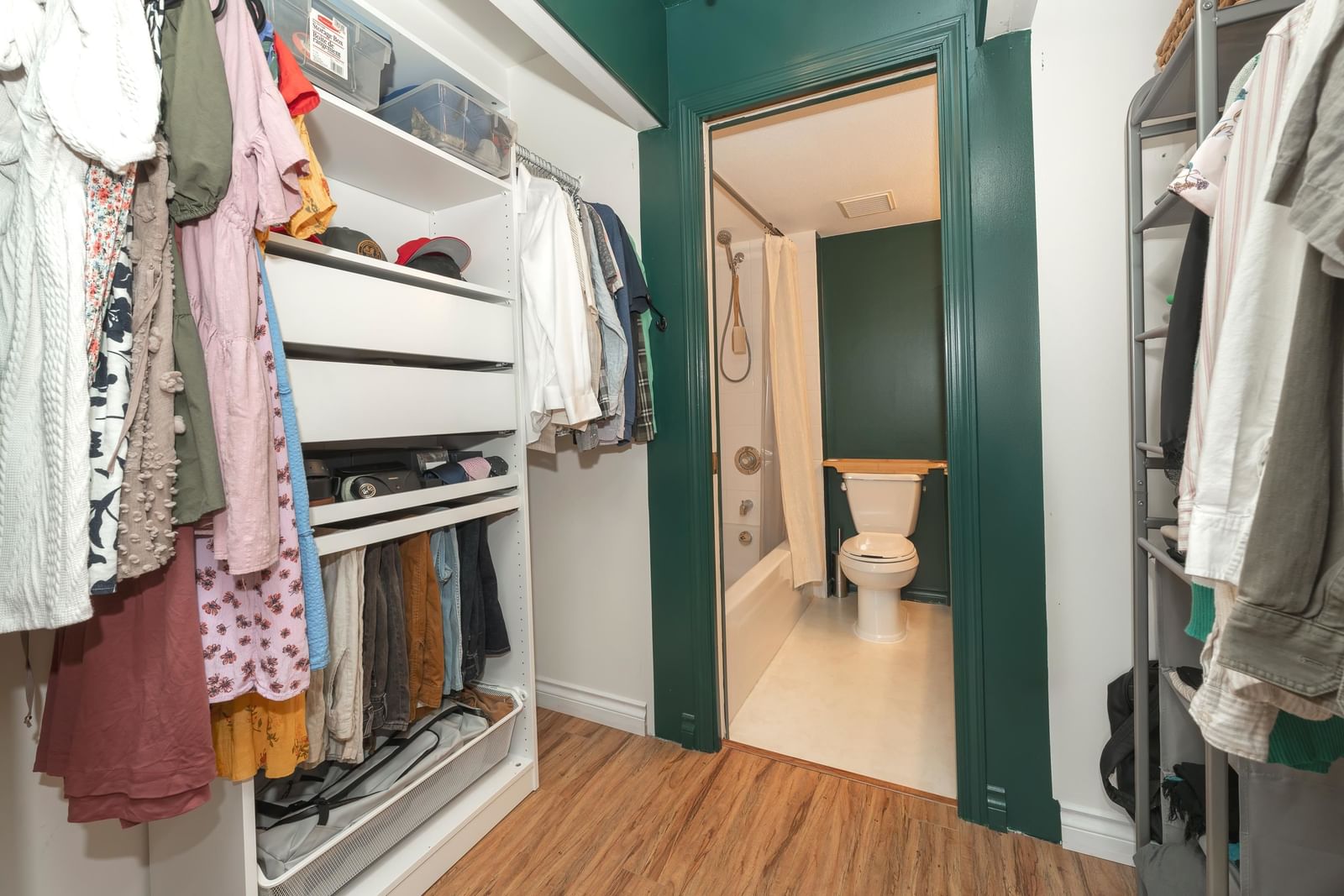 Listing Image 15