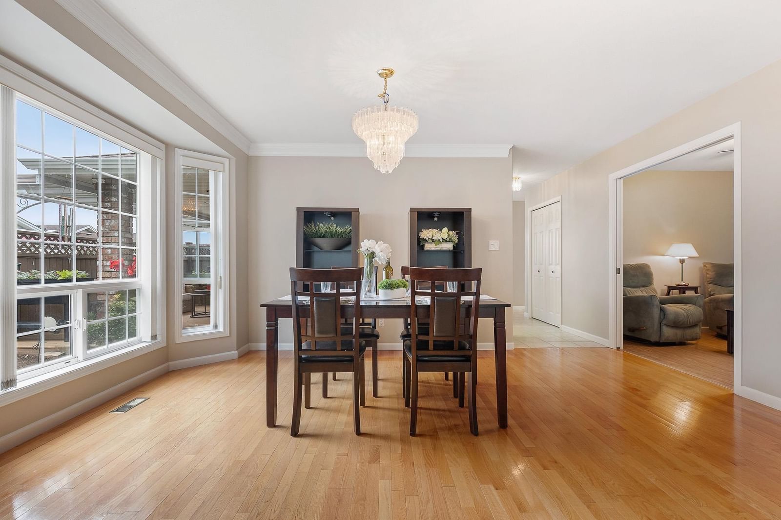 Listing Image 15