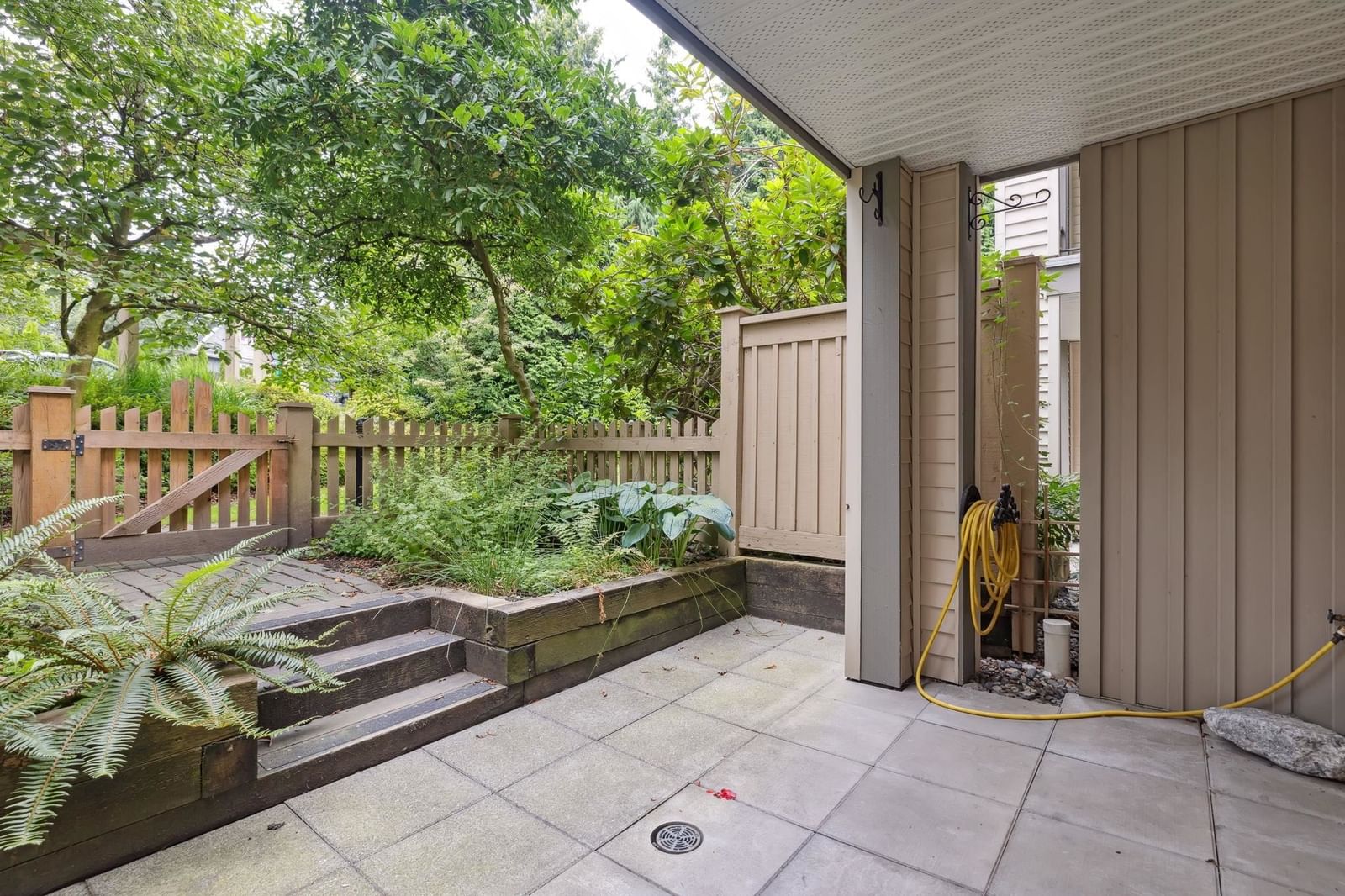 Listing Image 17