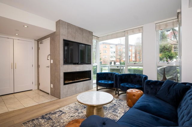 1028 Cambie Street