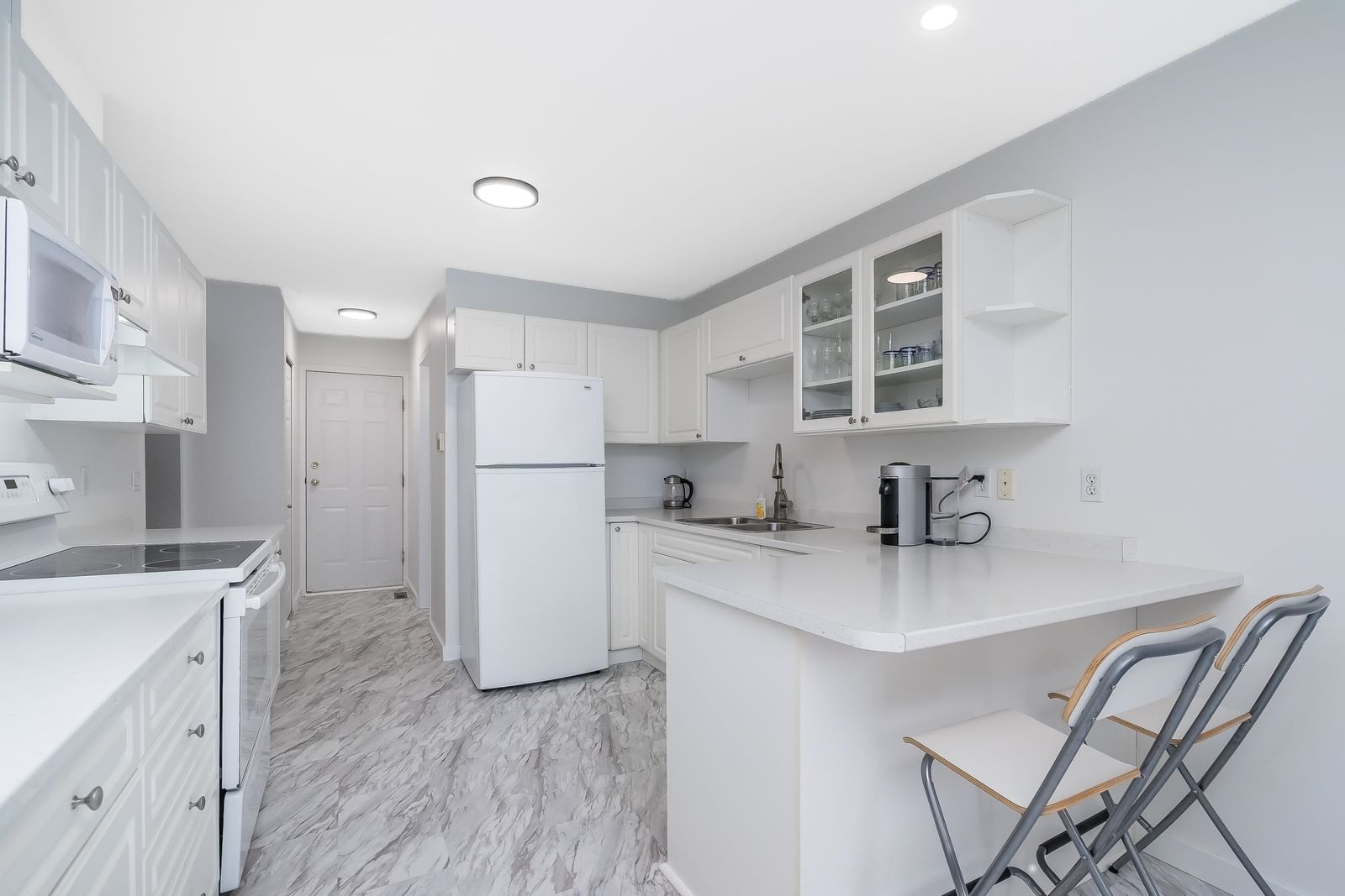 Listing Image 13