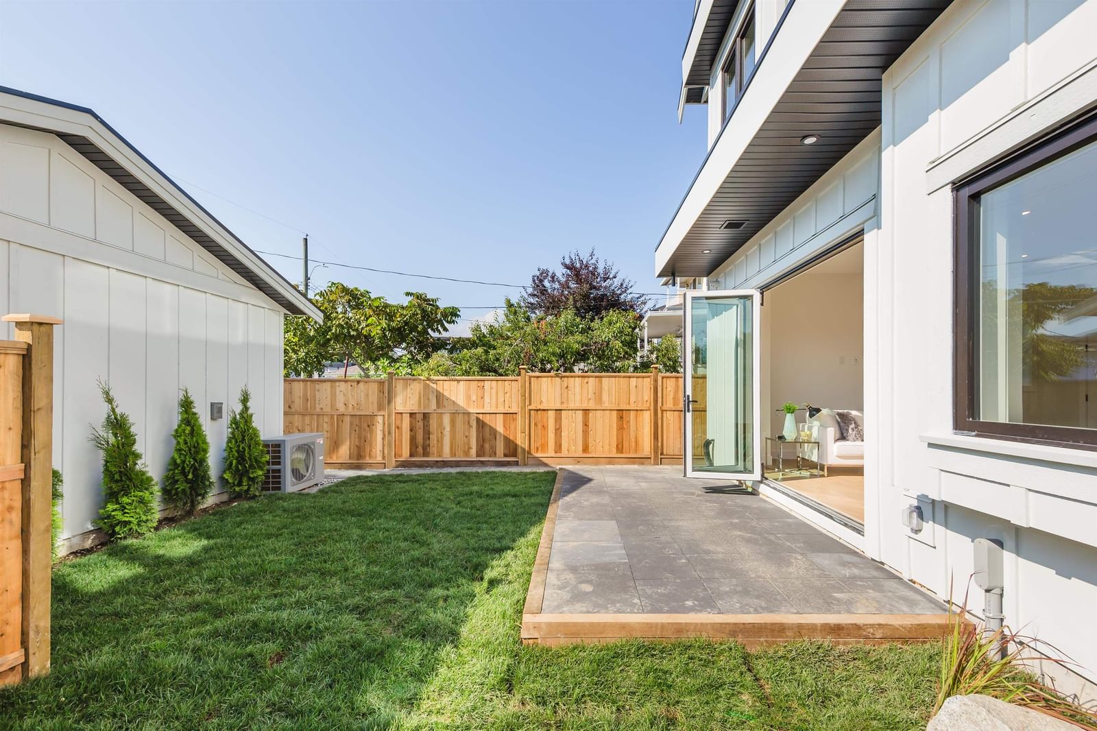 Listing Image 23