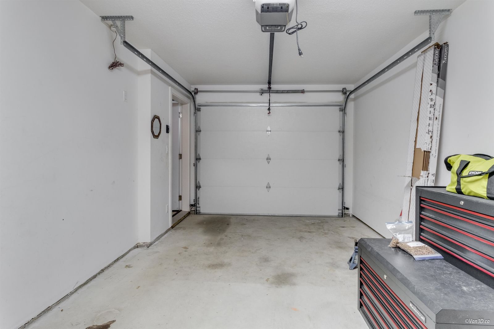 Listing Image 26