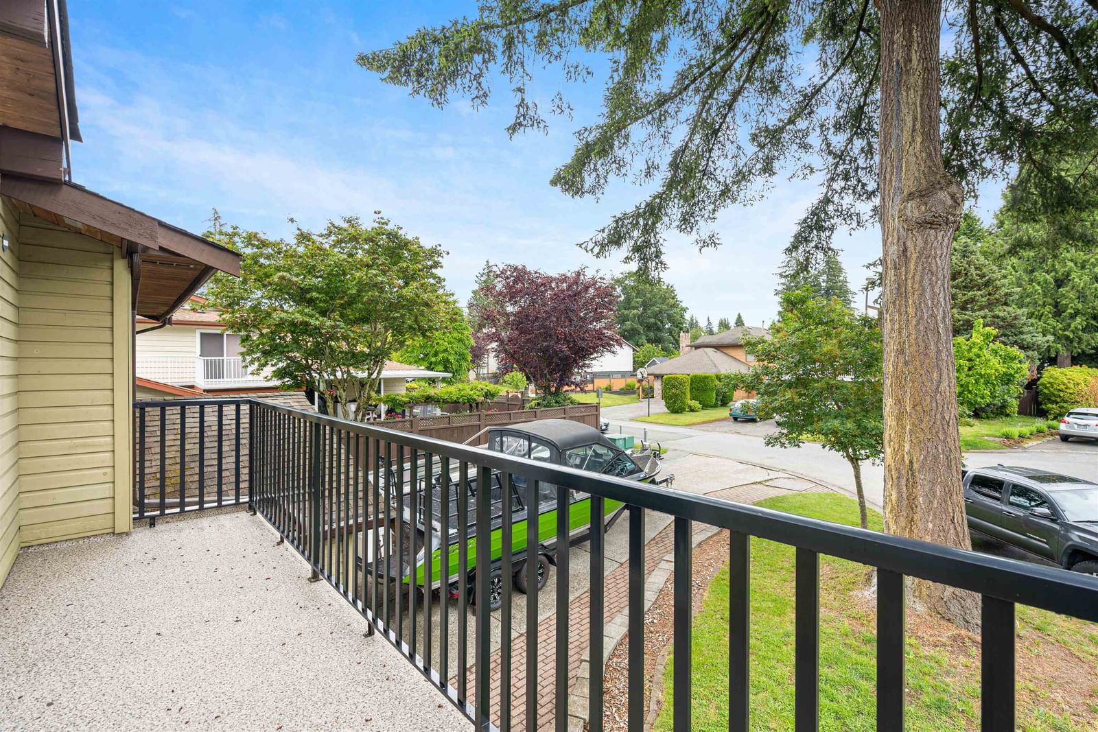 Listing Image 16