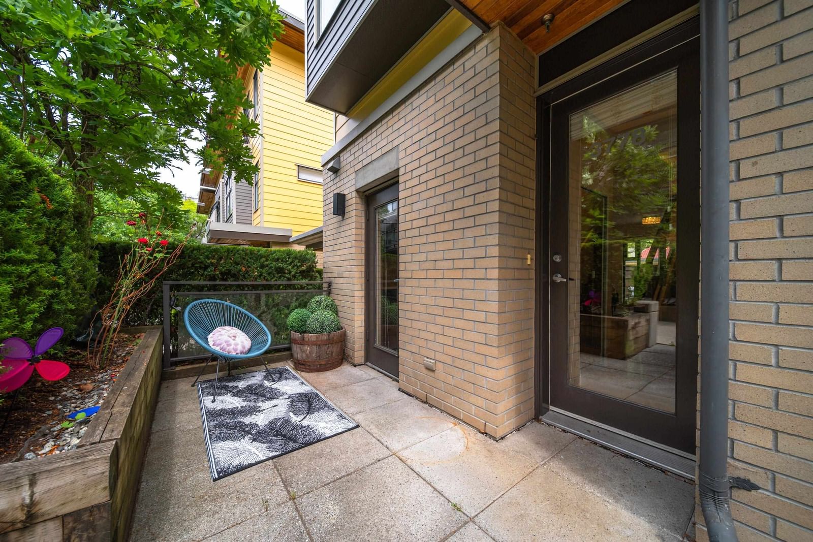 Listing Image 18