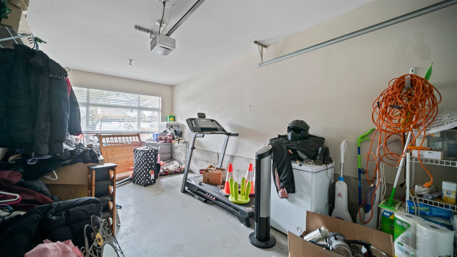 Listing Image 28