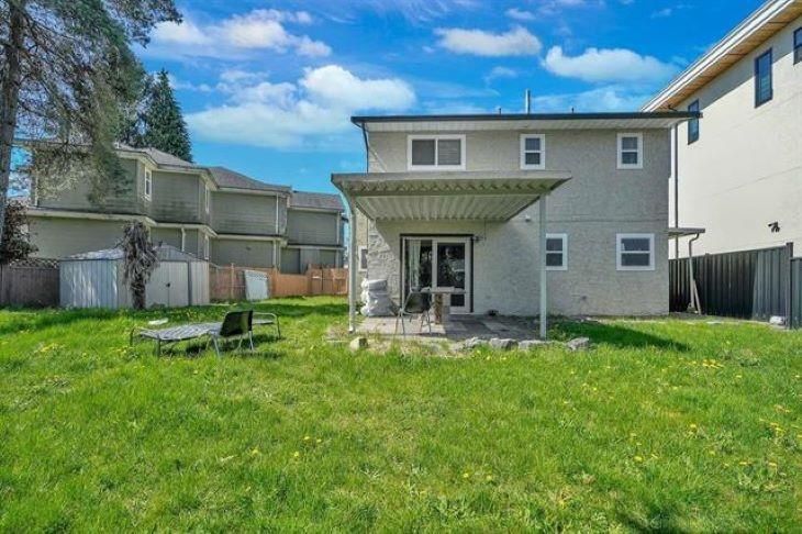 Listing Image 10