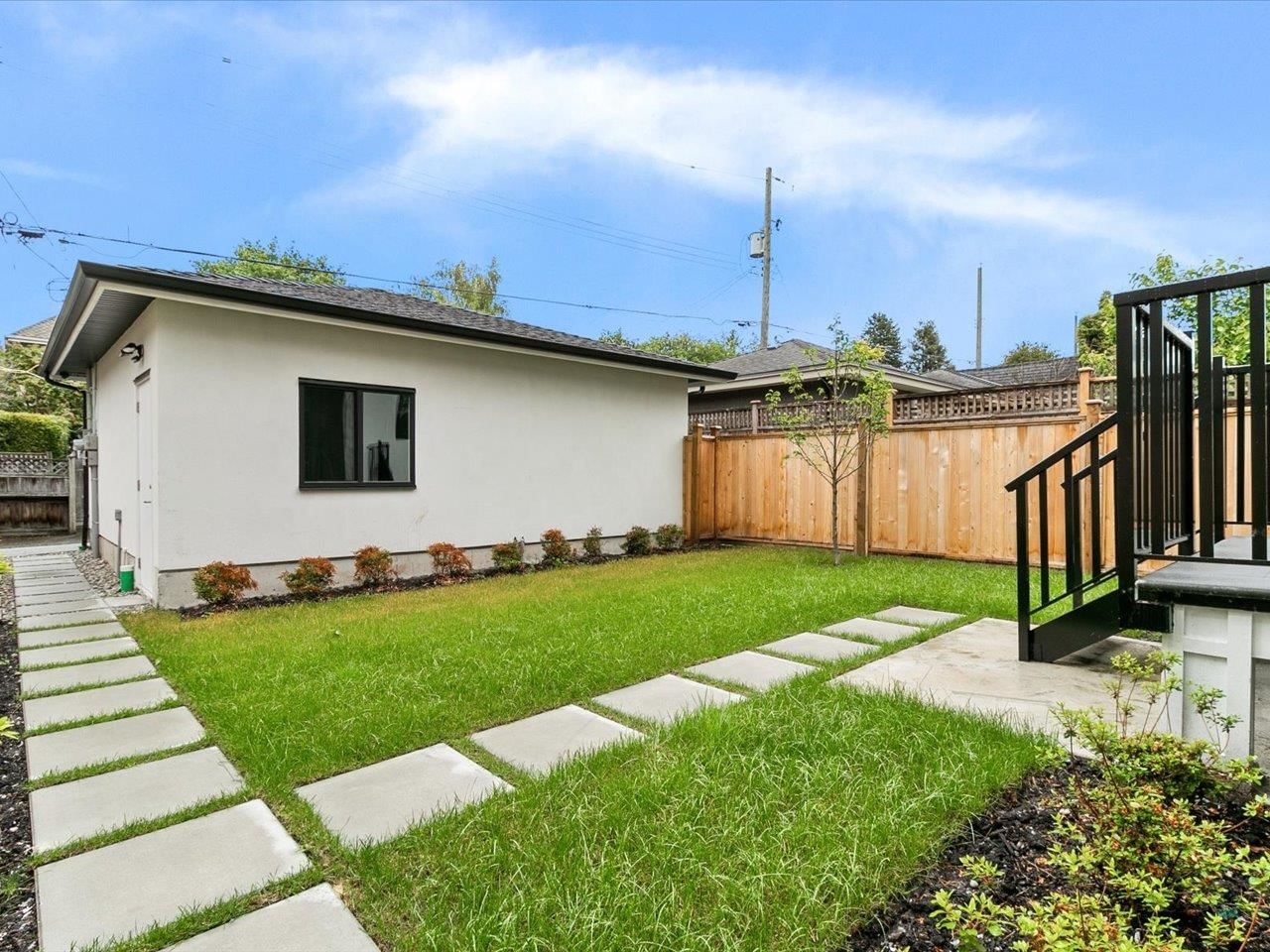 Listing Image 22