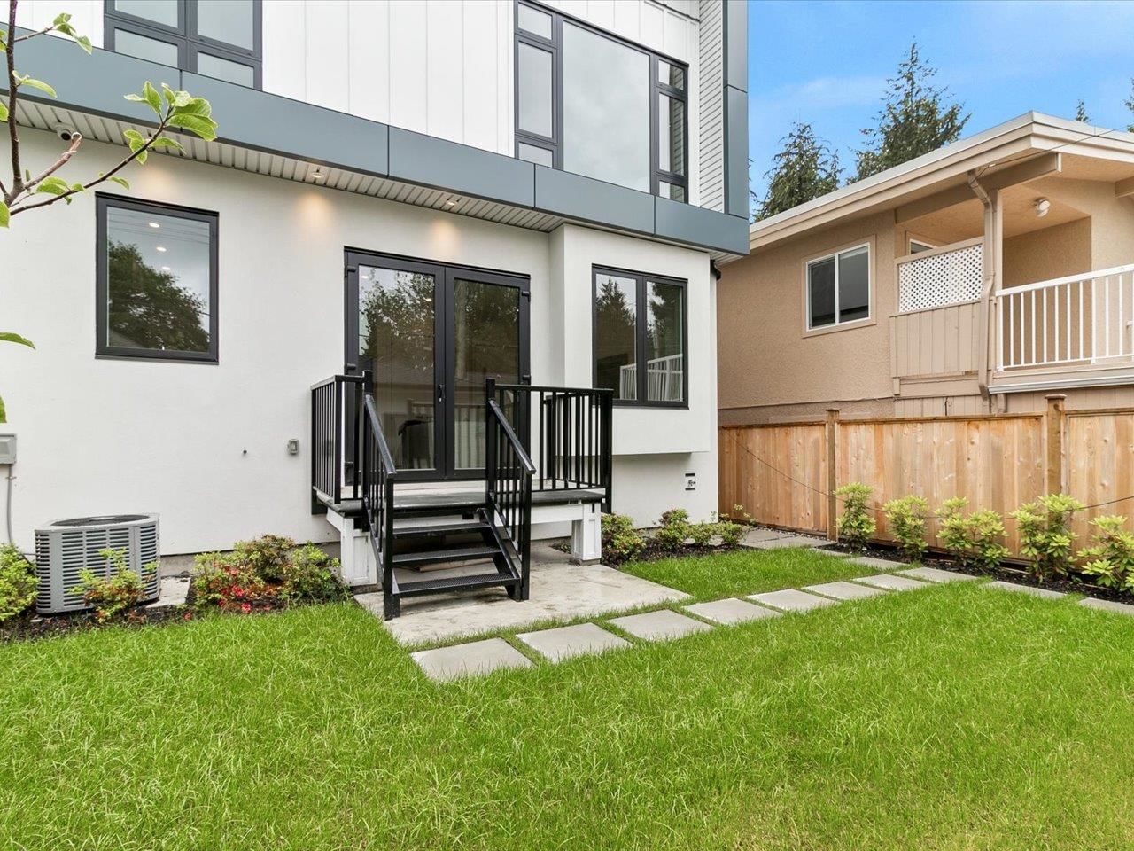 Listing Image 23