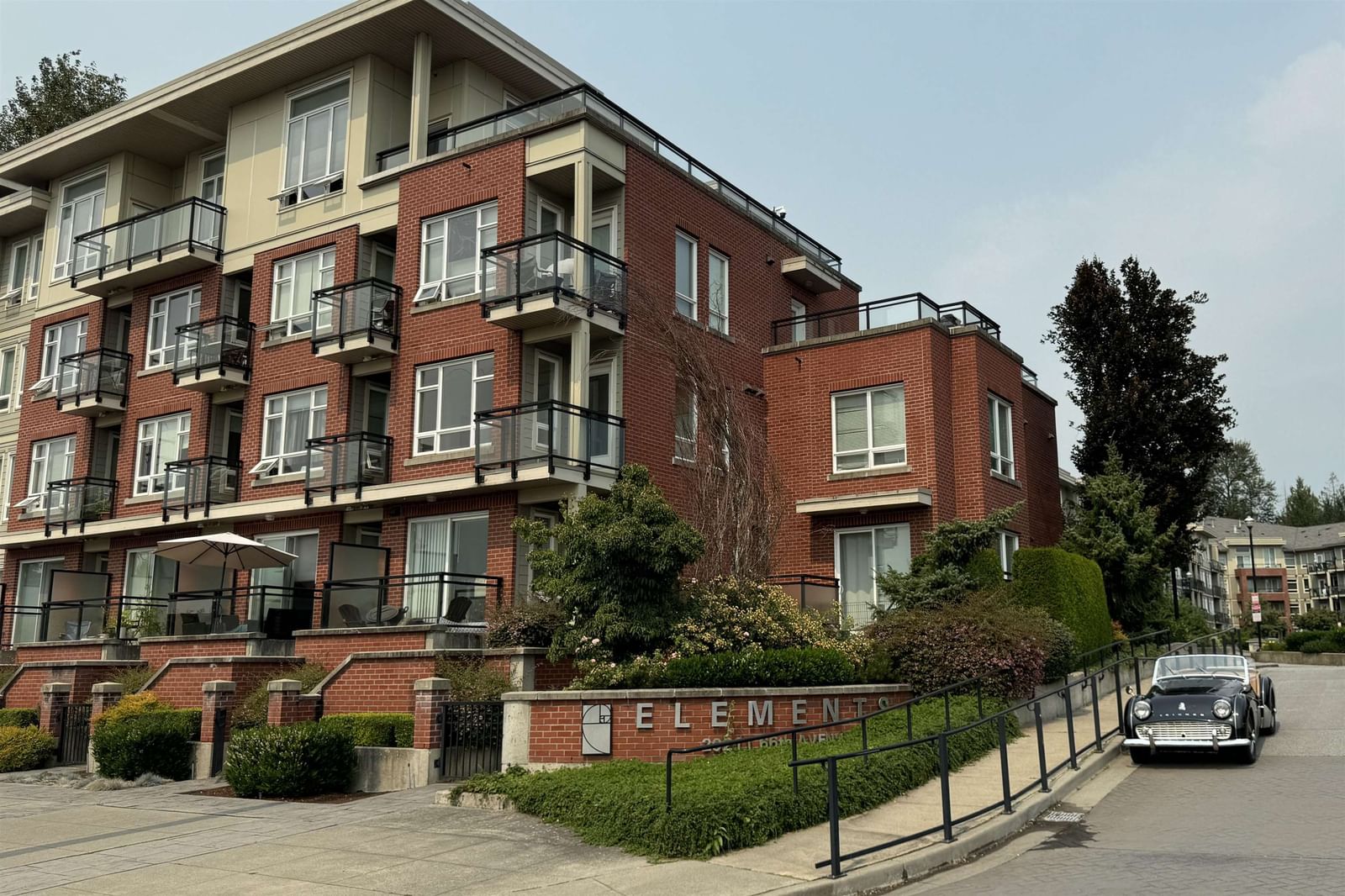 Listing Image 1