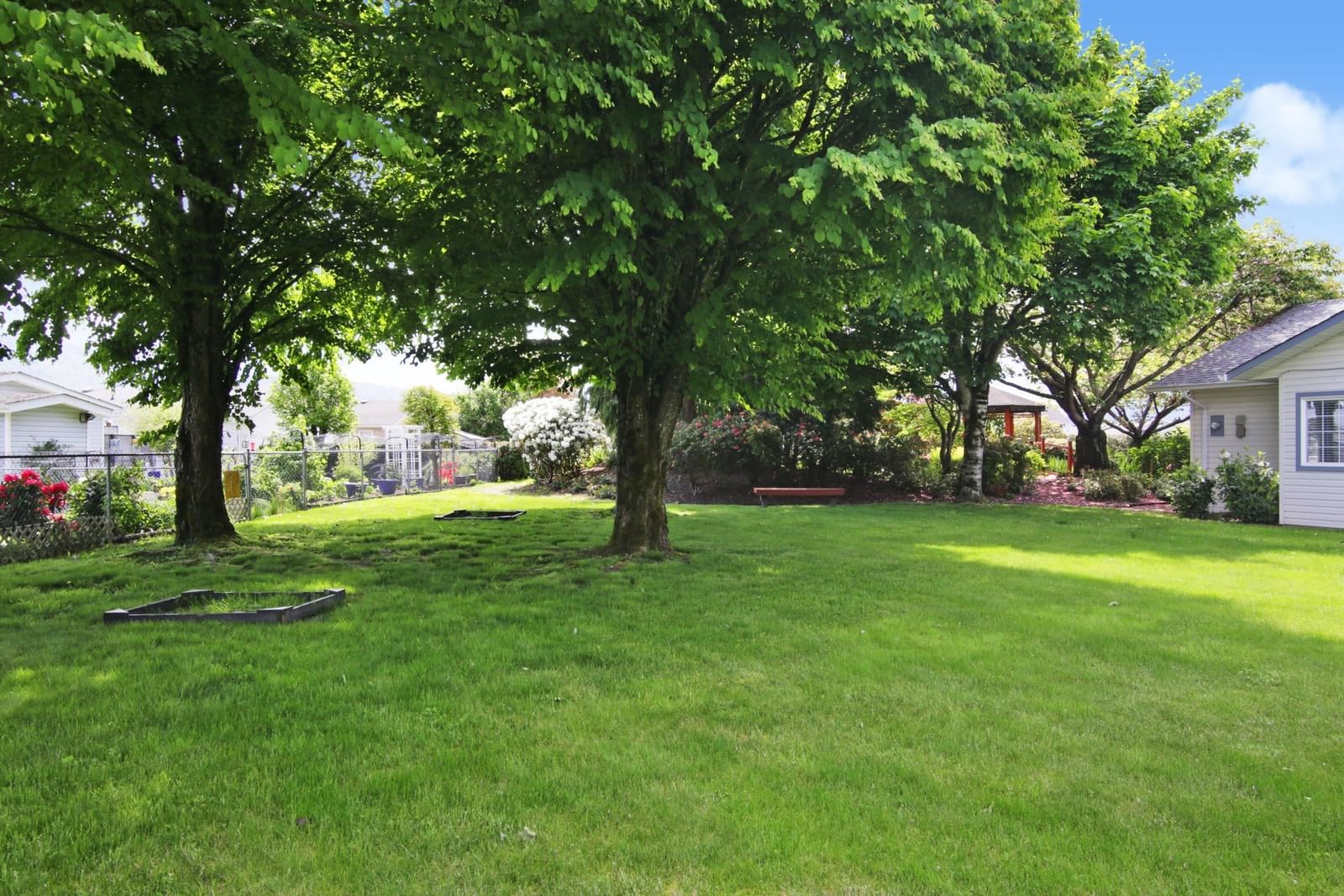 Listing Image 24