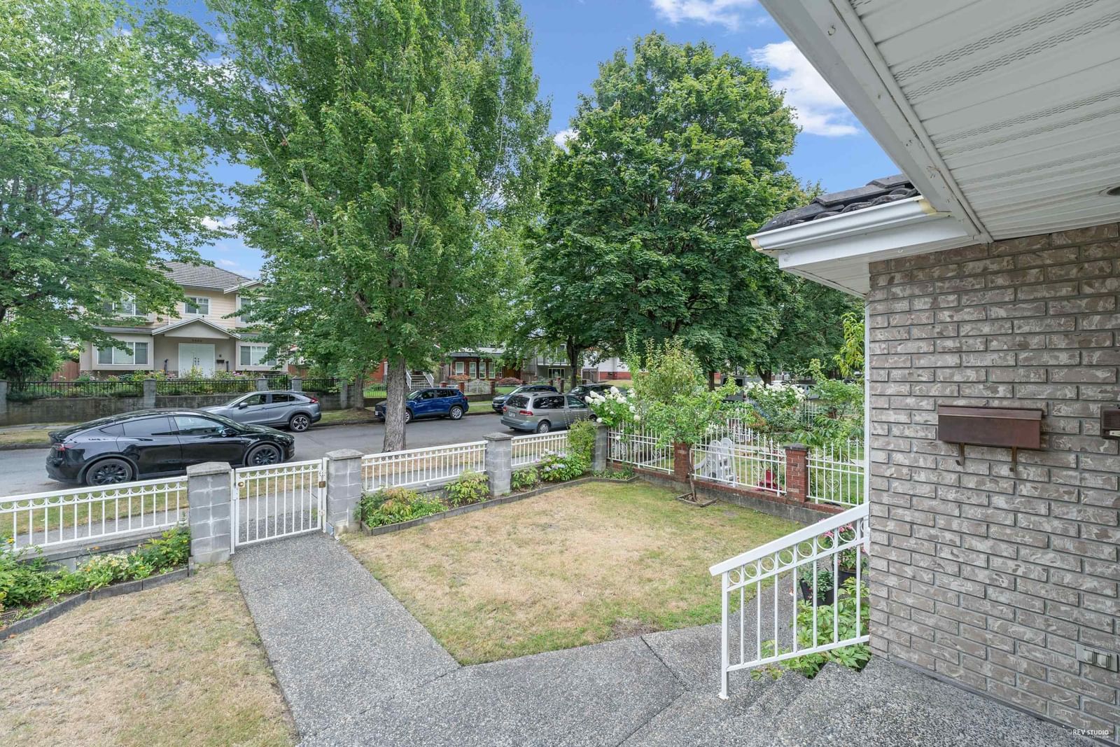 Listing Image 19