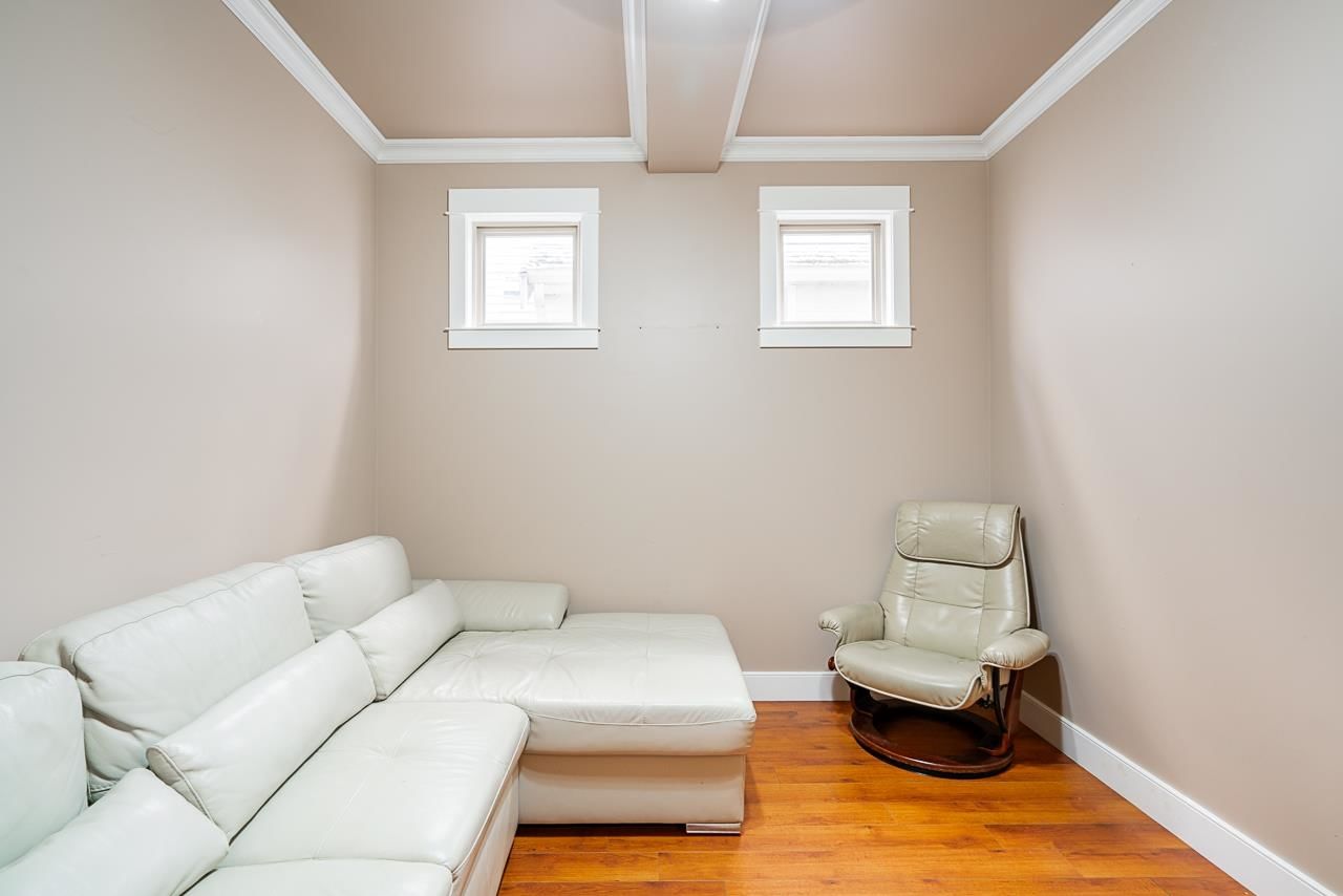 Listing Image 15