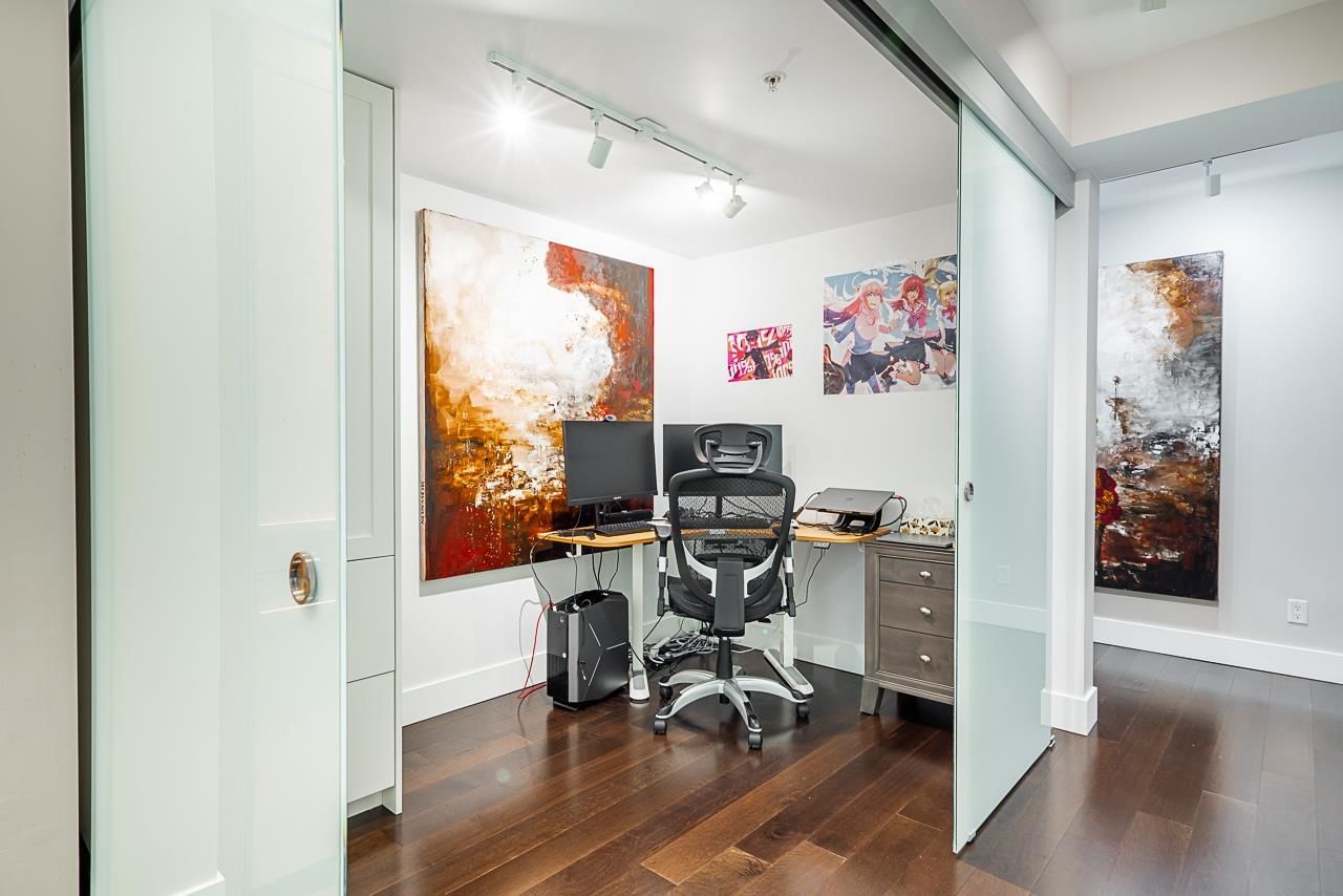 Listing Image 13