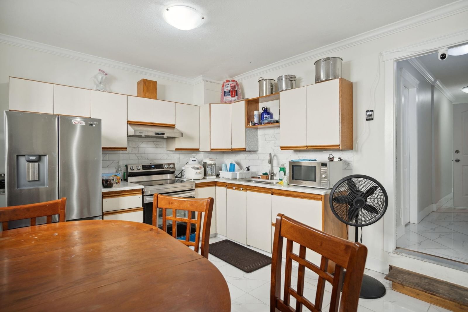 Listing Image 22