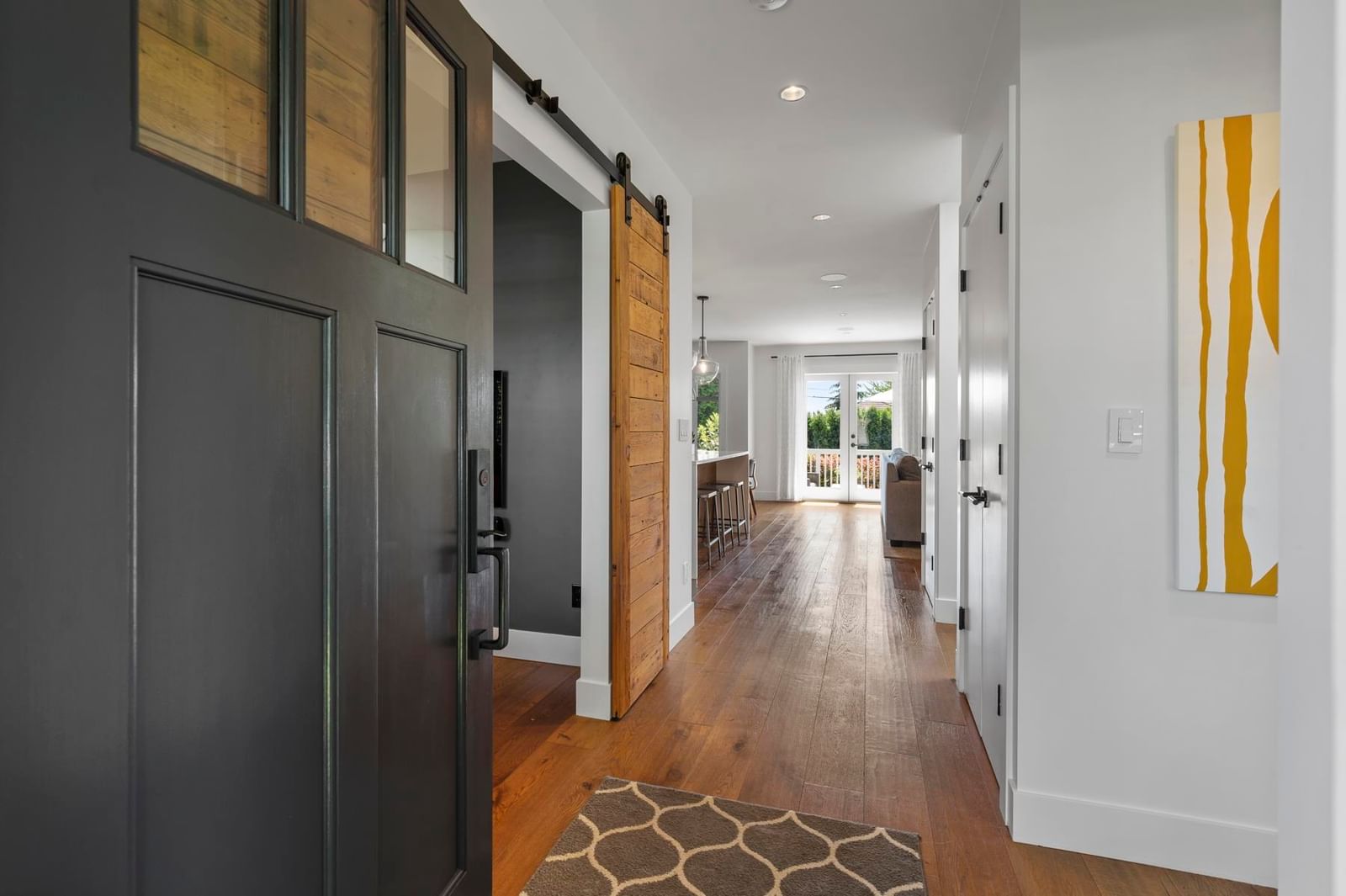 Listing Image 6