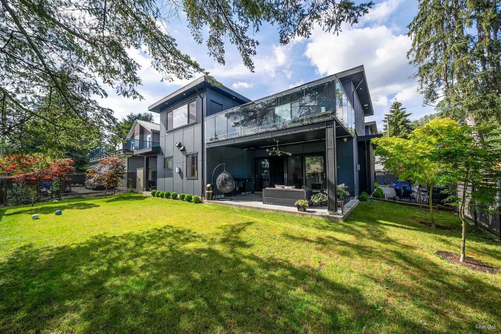 Listing Image 15