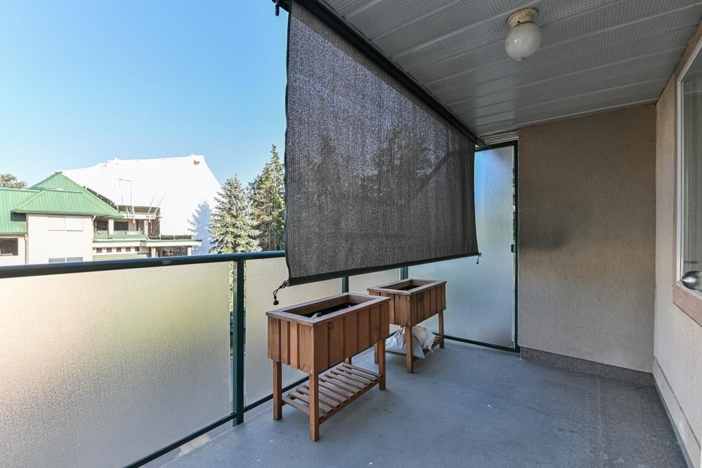 Listing Image 24